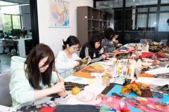 <b>帮学帮扶、技术培训、美育浸湿、心理关爱等系</b> 